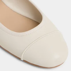 ALDO Ballet Flats^Caylyn White