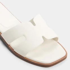 ALDO Flat Sandals^Itsandal White